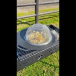 【こんなやり方があったなんて！もっと早く知りたかった】BBQ &キャンプで人気者になれるスゴ技レシピ / How to Cook Popcorn with a Skillet #shorts